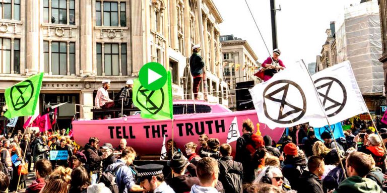 Extinction Rebellion Bologna Sciopero Della Fame In Piazza Maggiore