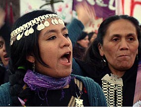 Mobilizações no Chile em defesa de línguas indígenas