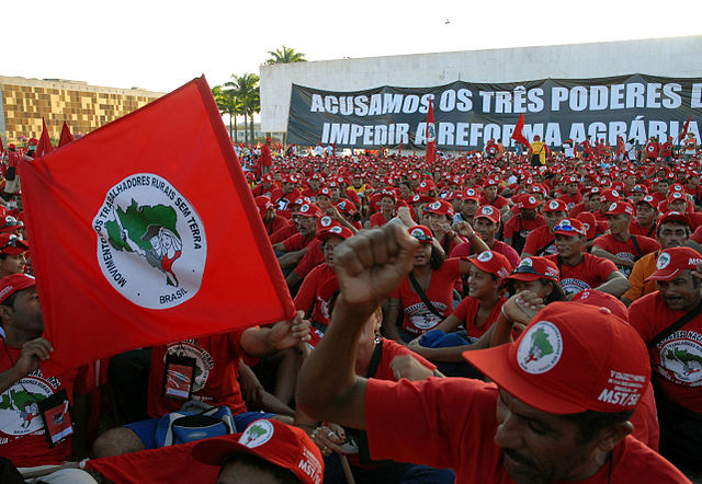 MST Movimento dos Trabalhadores Rurais Sem Terra