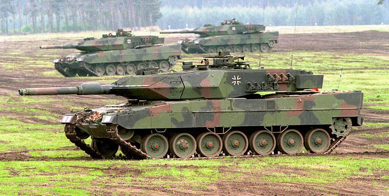 Leopard 2A5 tank in a training and demonstration battle.
