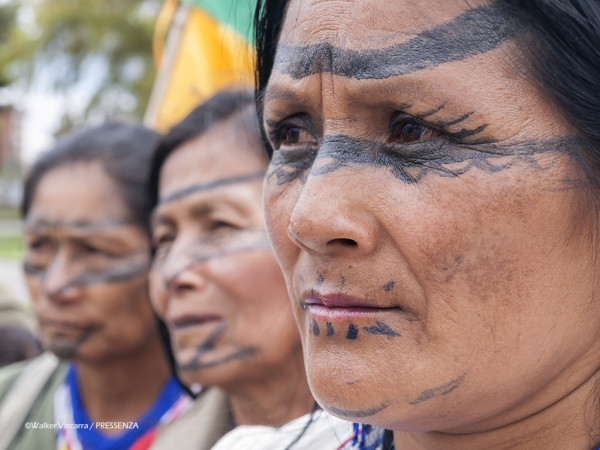 Marcha de las mujeres amazonicas en Quito