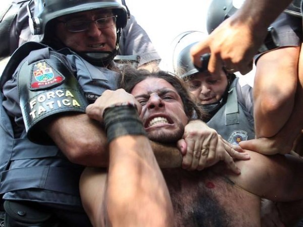 protesto-abertura-copa-00