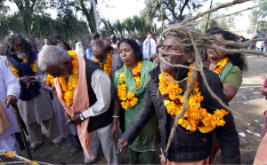 3-shilpa-FARMERS FAIR JHIRI MELA PIX SHILPA THAKUR JAMMU (9)