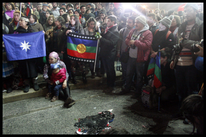 Mapuches, plaza italia-Fotos de Marcela Contardo Berríos-27-agost-2015 (9)