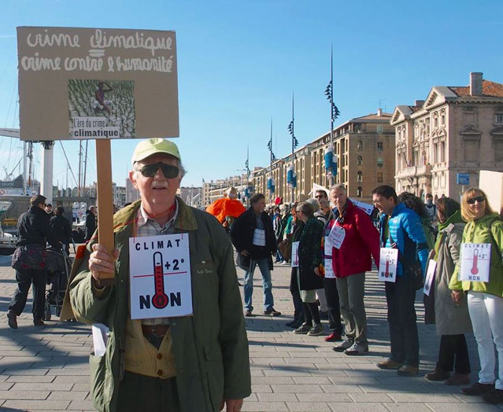 France : Marseille, une chaîne humaine pour la justice climatique et la paix