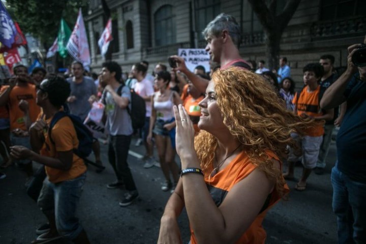 Foto Mídia NINJA. Acto contra el aumento en Río de Janeiro