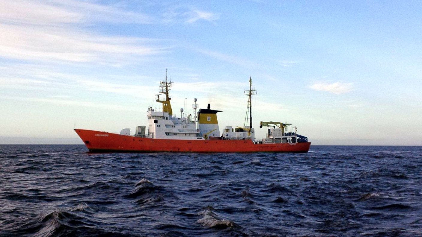 SOS MEDITERRANEE bleibt bis Dezember 2016 im Mittelmeer!