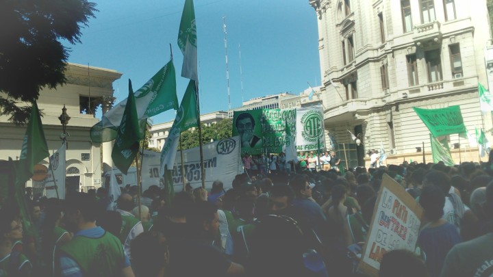 ación trabajadores estatales Argentina