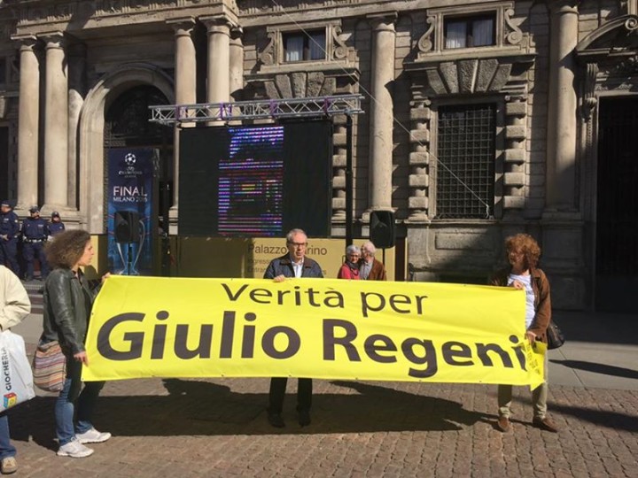 striscione Basilio Rizzo Anita Gabriella Bucci