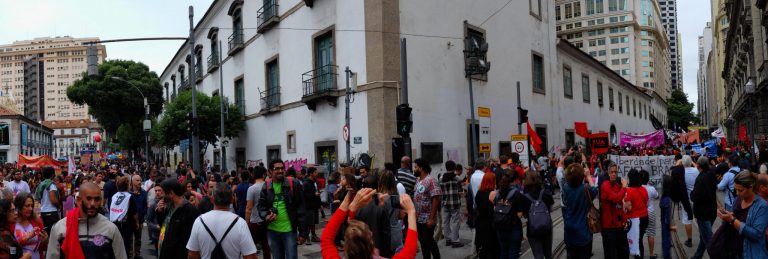 Repressão Marca Os Protestos Da Greve Geral Ocorrido Em Todo Brasil.