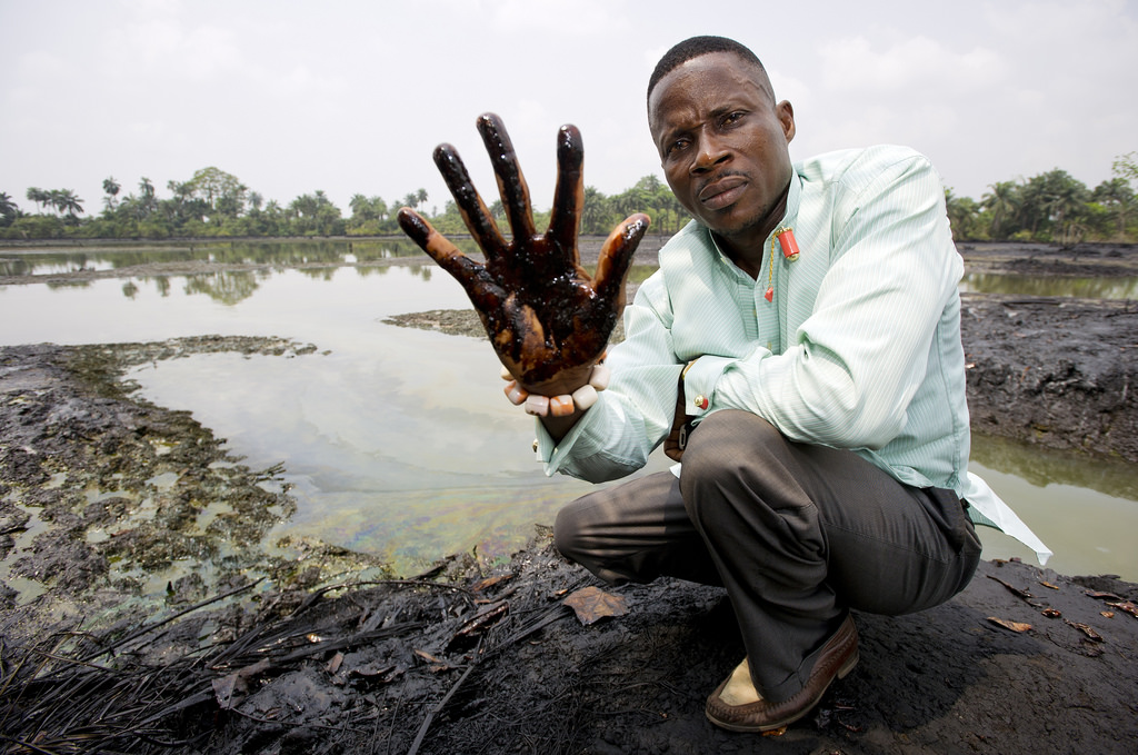 Le responsabilità della Shell in Nigeria: indagare subito