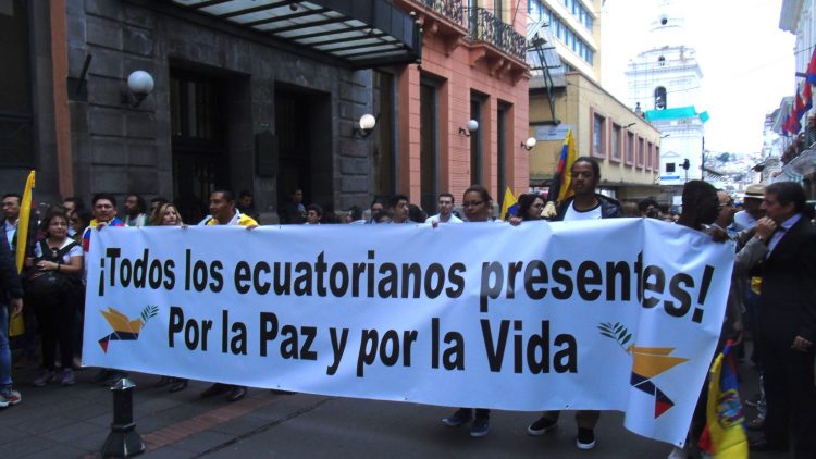 Por la paz y la vida