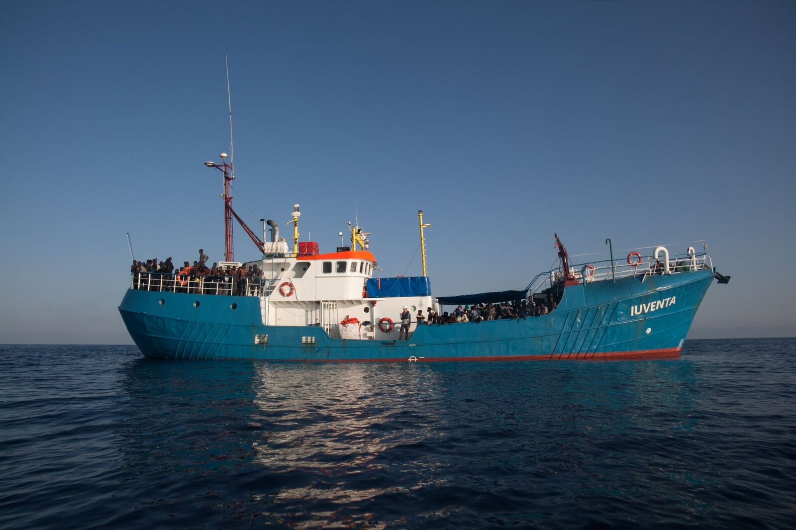 Iuventa, la nave che ha salvato migliaia di vite. Un docufilm sulla speranza e l’utopia Iuventa, la nave che ha salvato migliaia di vite. Un docufilm sulla speranza e l’utopia