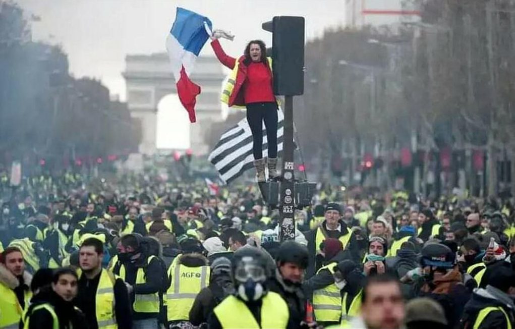 How the yellow vests are reinventing French politics