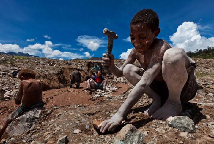 If the whole world wants cobalt, and all the cobalt is in Congo, why are  people in the country dying of hunger?