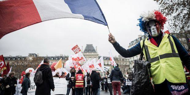 Sciopero generale in Francia, l’alleanza CGT-gilet gialli apre una nuova fase di lotta