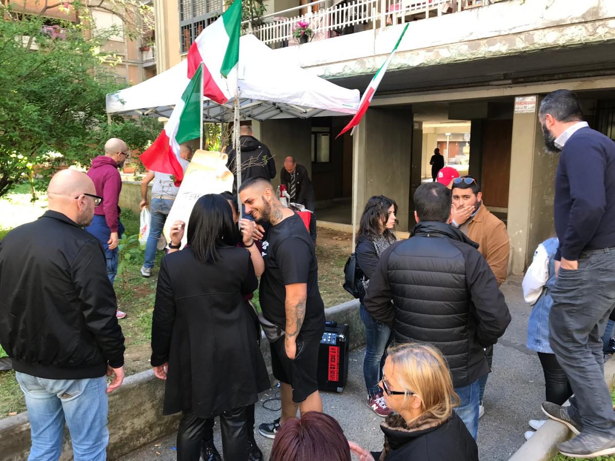 Aggressione ai rom, l’Unione inquilini “Perché gli xenofobi agiscono indisturbati?” Pressenza Aggressione ai rom, l’Unione inquilini “Perché gli xenofobi agiscono indisturbati?” Pressenza