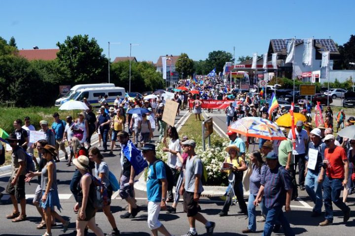 Demonstration gegen die Air Base Ramstein trifft zunehmend den Nerv