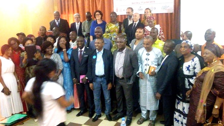 Enregistrement à la naissance des enfants en Guinée : 3 ONG en consortium lancent un projet de sensibilisation à Conakry