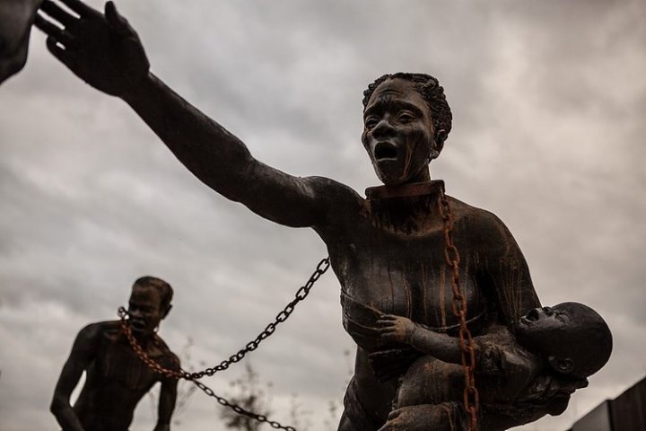 Ghana: escultura para no olvidar el comercio de esclavos