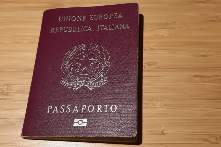 Passaporto Repubblica italiana