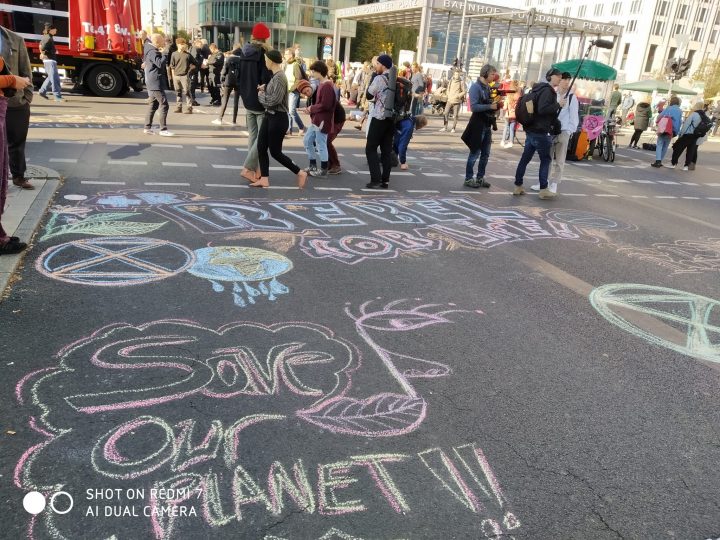 Extinction Rebellion in Berlin - Gewaltfreiheit an erster Stelle