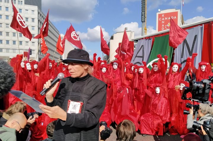 Extinction Rebellion in Berlin - Gewaltfreiheit an erster Stelle