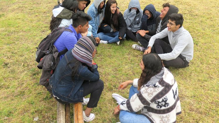 Jóvenes promotores de la no-violencia activa