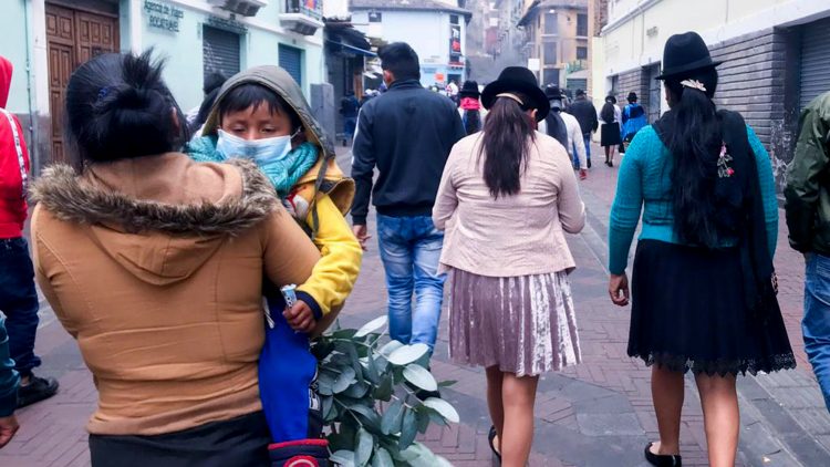 Mujeres indígenas en las manifestaciones de hoy en Quito