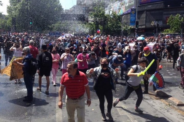 Chili 6ème jour de lutte : Jusqu’à ce que Piñera démissionne et que le bien commun l’emporte