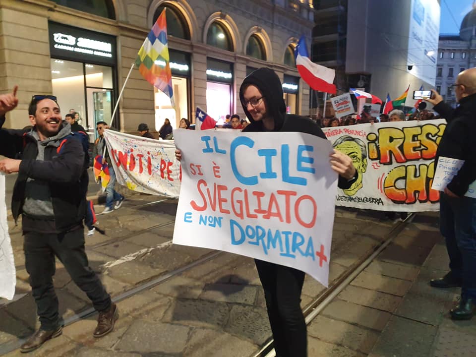 Manifestazioni di solidarietà con il popolo cileno in dieci città italiane