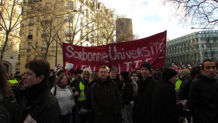 Francia: La investigación se opone a la privatización del conocimiento