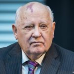 Γκορμπατσόφ: καιρός να αναθεωρήσουμε το σύνολο της παγκόσμιας ατζέντας που ακολουθούμε