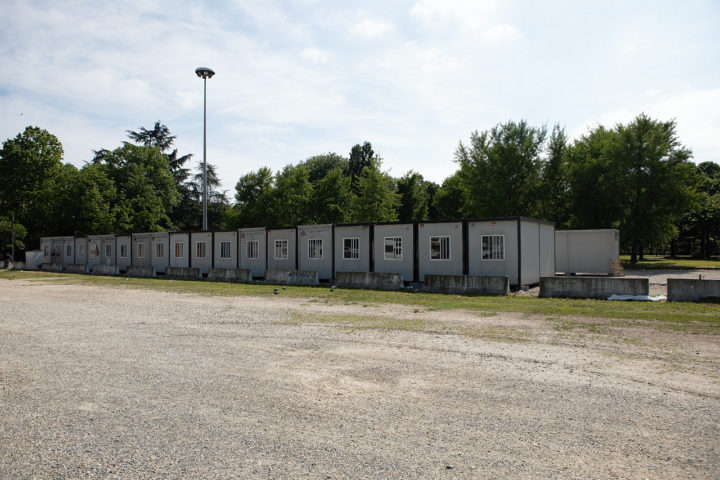 Chiusura dormitorio piazza d'Armi