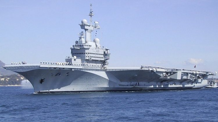 La France, avec sa ‘force de dissuasion’, et l’OTAN dans le contexte géostratégique passé et actuel