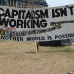 Sindacati, crescita economica e crisi climatica: ecco perché ci sarebbe bisogno di porsi ancora più interrogativi sul capitalismo