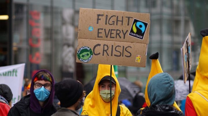 Earth Strike: In the rain for climate protection