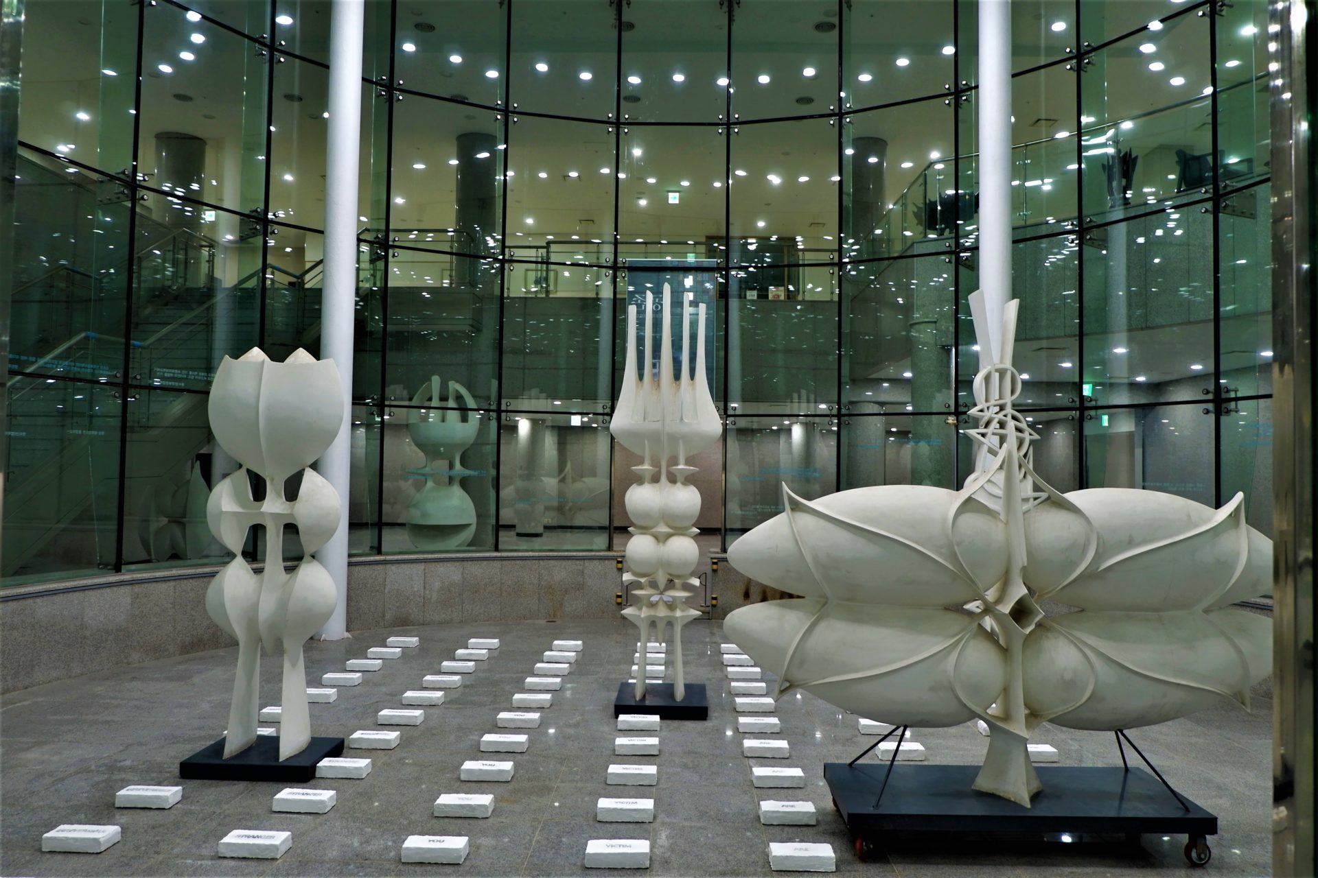 Coexistence The Discourse Of Tradition And The Present The Echoes Of 