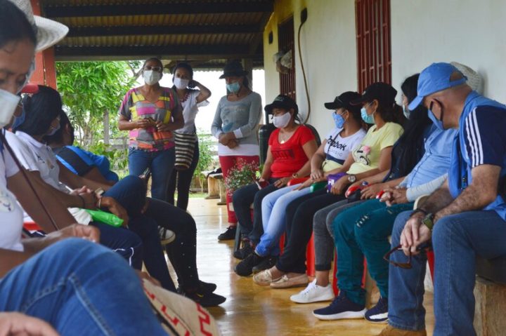Intercambio de excombatientes de FARC en Colombia