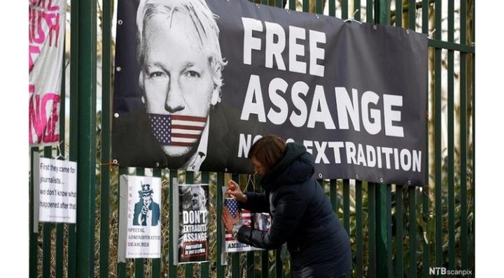 L’Italia riconosca ad Assange lo status di rifugiato. Presentata mozione in parlamento