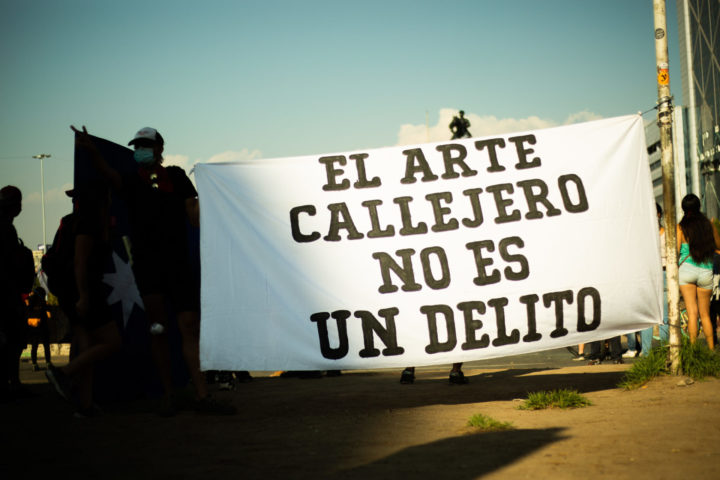 Manifestaciones en Santiago por malabarista asesinado en Panguipulli