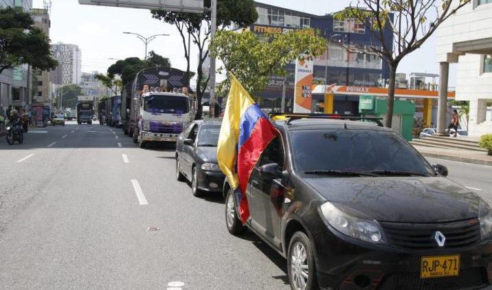 Colombia: Agremiaciones de camioneros rechazan incremento en los peajes