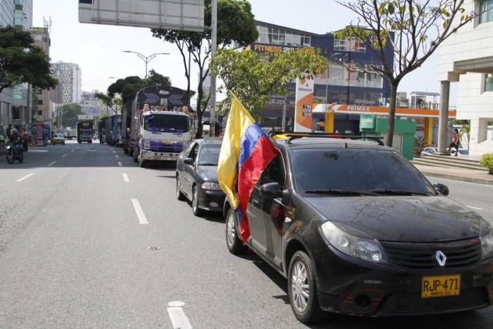 Colombia: Agremiaciones de camioneros rechazan incremento en los peajes