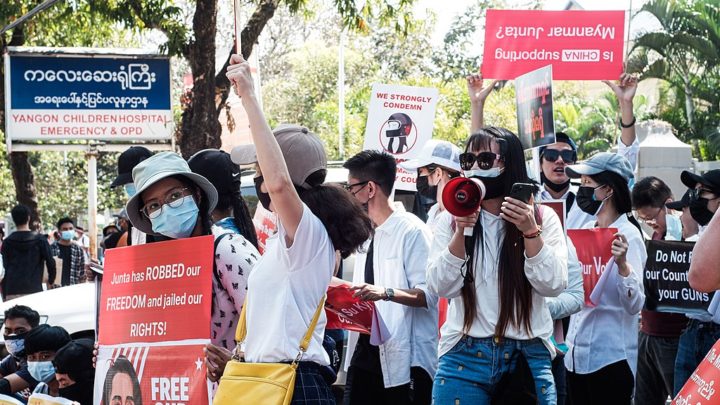 L’ONG Presse Emblème Campagne (PEC) s’inquiète de la fermeture complète d’Internet au Myanmar