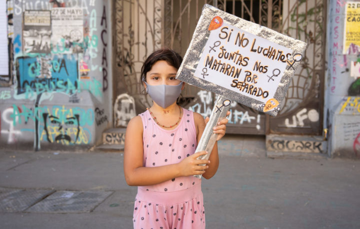 Las niñas tienen voz: 8M en Santiago de Chile