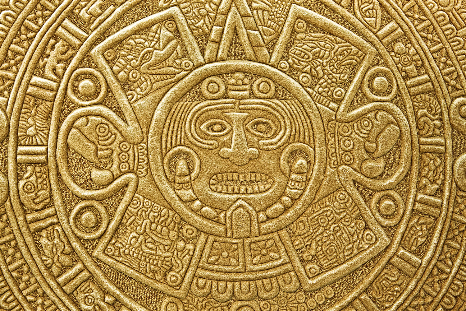 Камень с орнаментом Майя