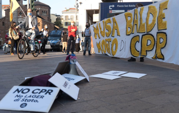 Presidio a Milano: in ricordo di Moussa Balde, morto di CPR