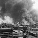 Das Tulsa-Massaker war ein gewaltsamer Akt rassistischer, und wirtschaftlicher Ungerechtigkeit