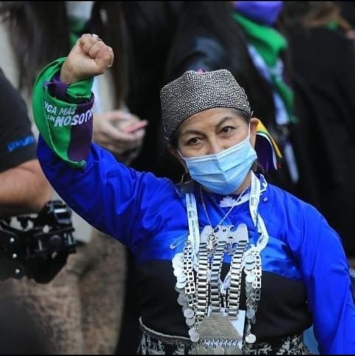 Une femme Mapuche élue présidente de la Convention constitutionnelle du Chili