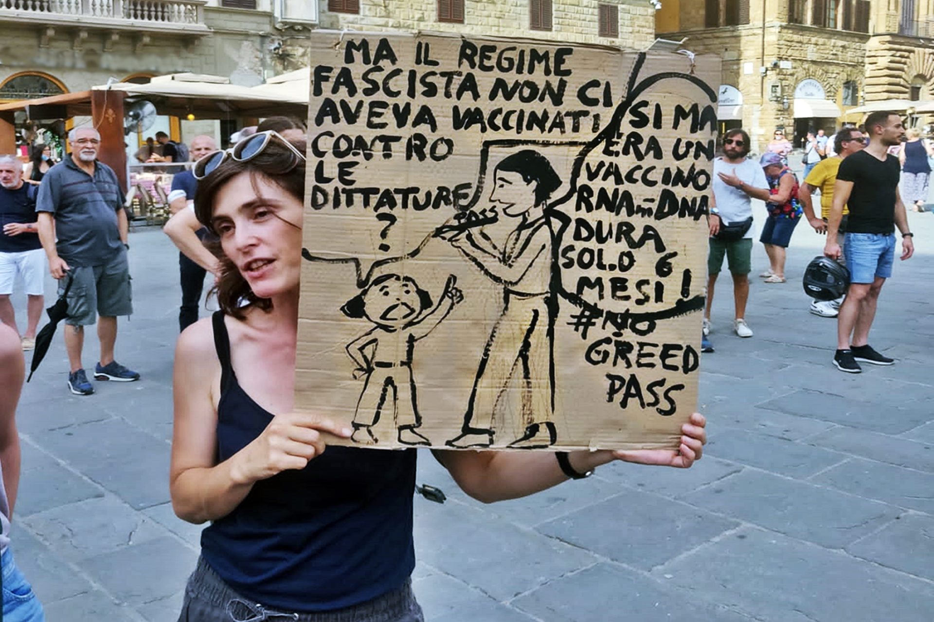 Firenze: manifestazione contro Green pass